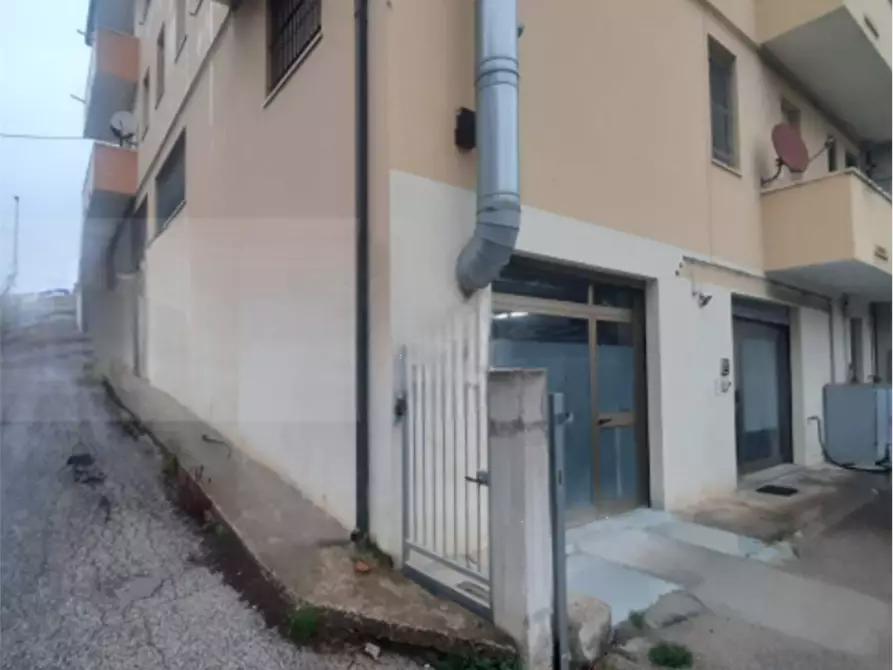 Immagine 4 di Laboratorio in vendita  in Via Caserta a Porto Sant'elpidio