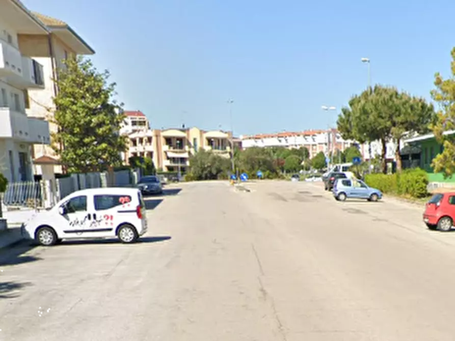 Immagine 8 di Laboratorio in vendita  in Via Caserta a Porto Sant'elpidio