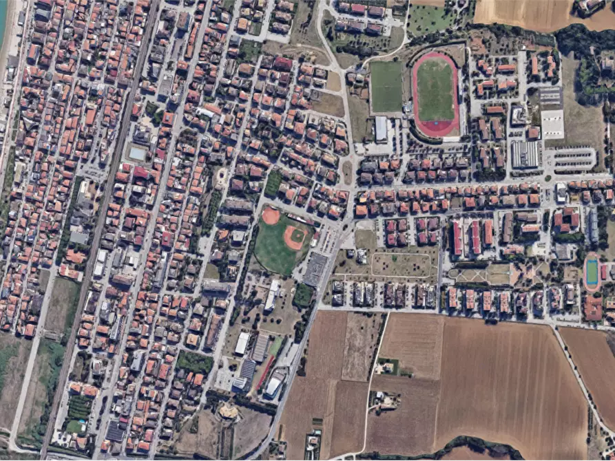 Immagine 13 di Laboratorio in vendita  in Via Caserta a Porto Sant'elpidio