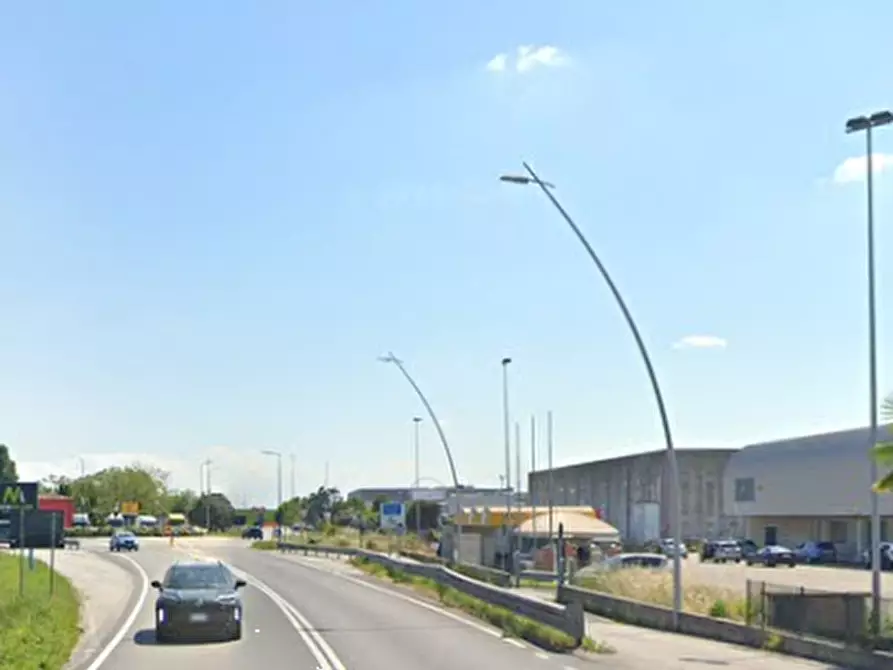 Immagine 22 di Capannone industriale in vendita  in Via Rovigana a Monselice