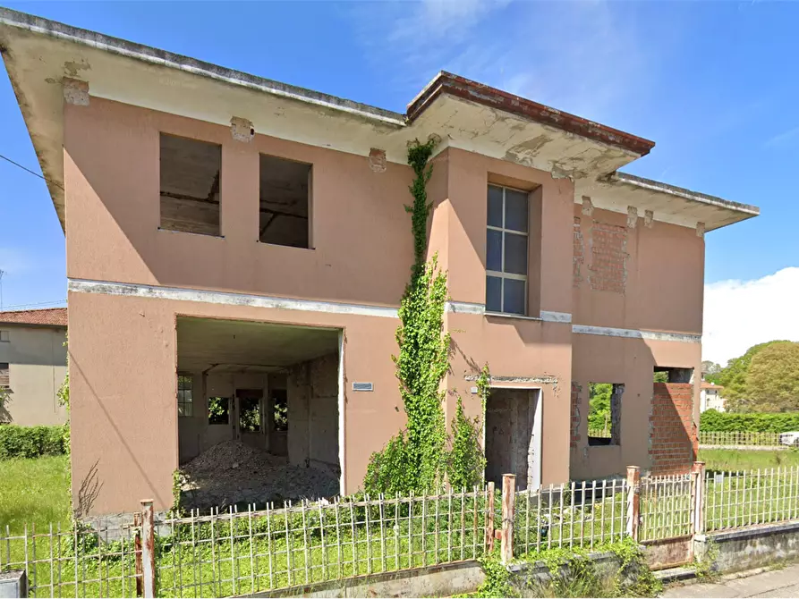 Immagine 17 di Casa indipendente in vendita  in Via Giacomo Leopardi a Fontaniva