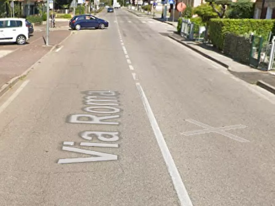 Immagine 3 di Terreno edificabile in vendita  in Via Roma a Due Carrare