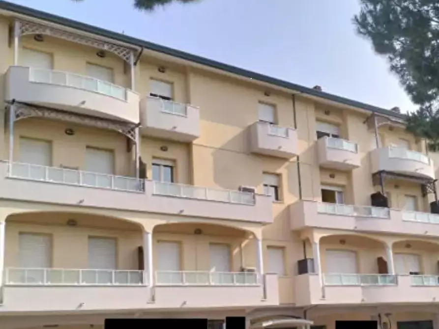 Immagine 3 di Appartamento in vendita  in Piazza S.Massimiano a Ravenna