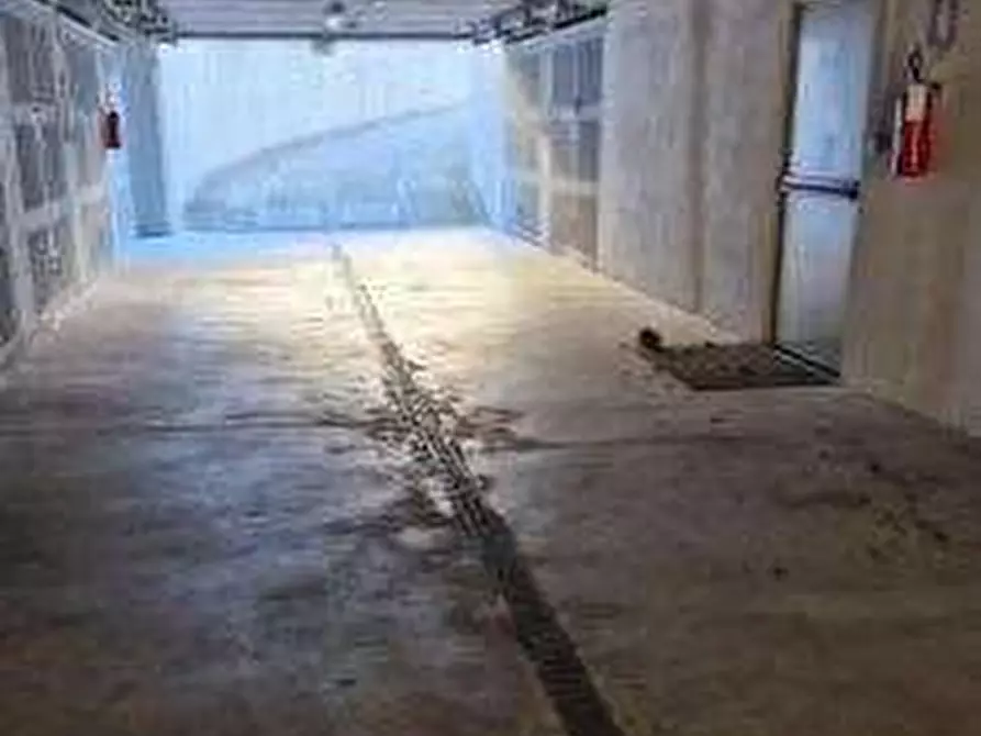 Immagine 3 di Garage in vendita  in Via Nicola Sacco  a Russi