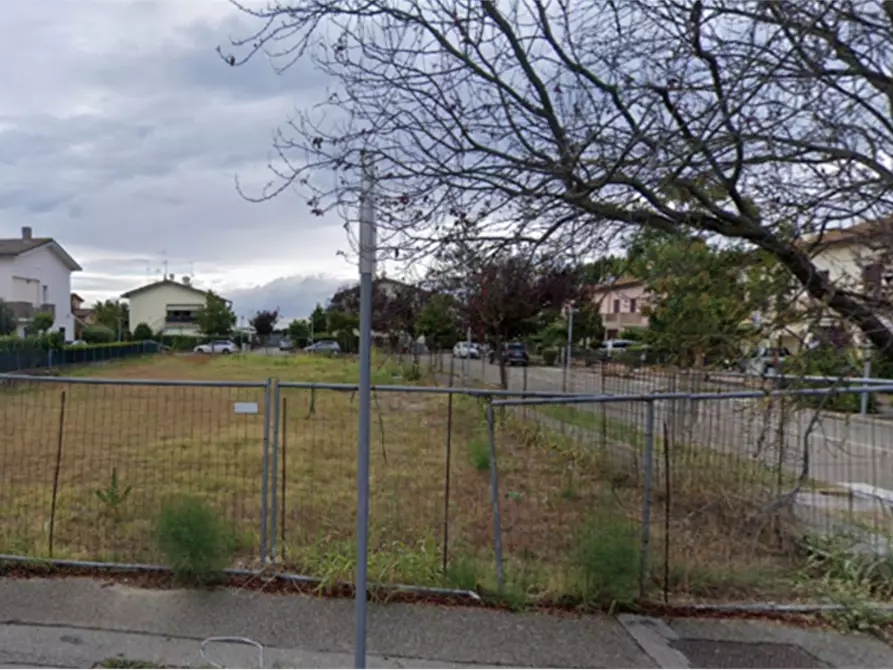 Immagine 10 di Terreno edificabile in vendita  in Via Claude Monet a Ravenna