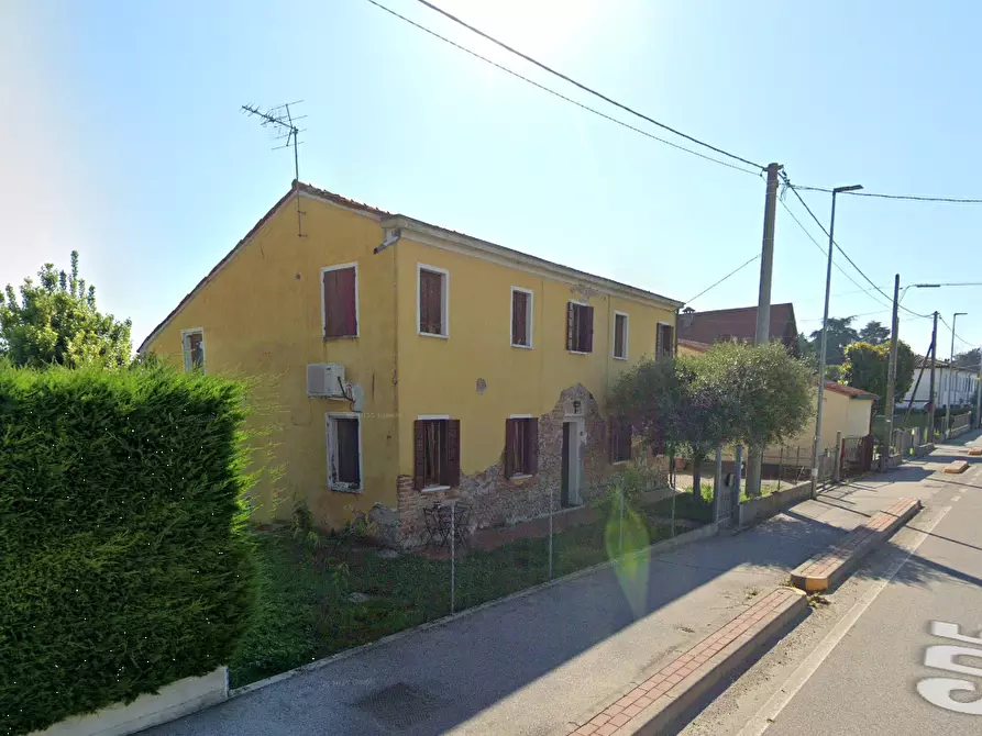 Immagine 2 di Casa indipendente in vendita  in Via Mazzini a Tribano