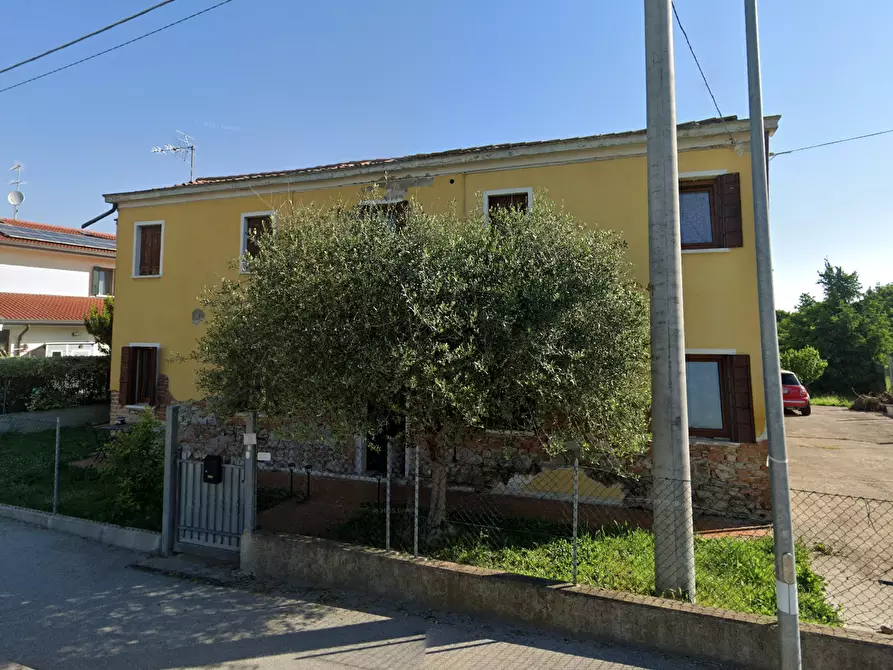 Immagine 4 di Casa indipendente in vendita  in Via Mazzini a Tribano