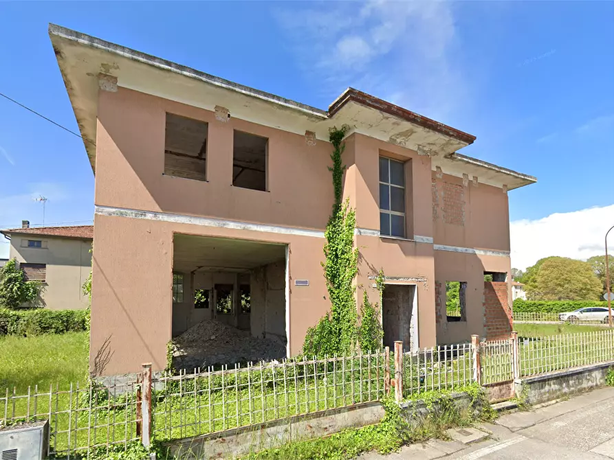 Immagine 3 di Casa indipendente in vendita  in Via Giacomo Leopardi a Fontaniva