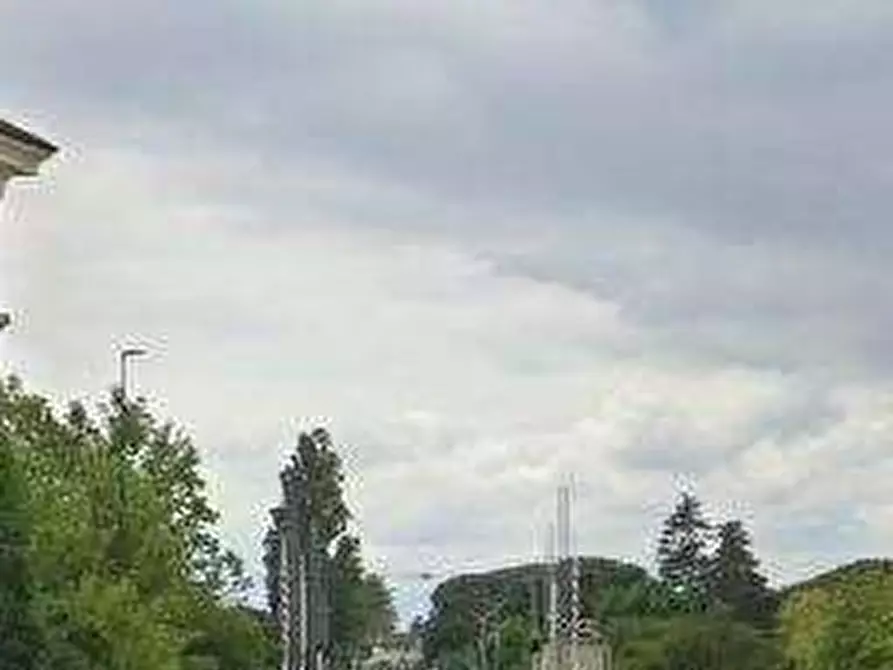 Immagine 5 di Magazzino in vendita  in Via Zuccherificio a Ravenna