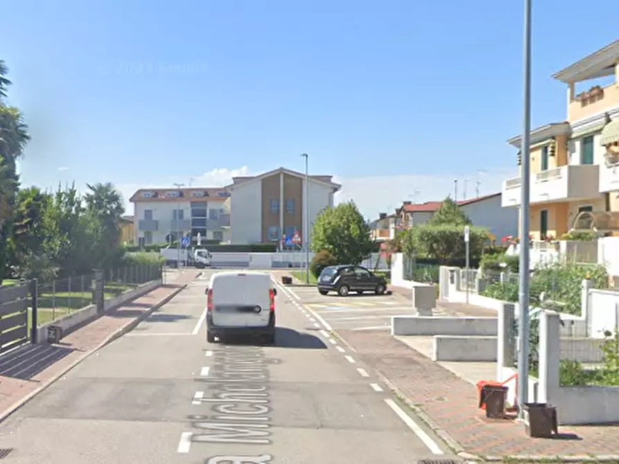 Immagine 16 di Appartamento in vendita  in Via Michelangelo a Fosso'