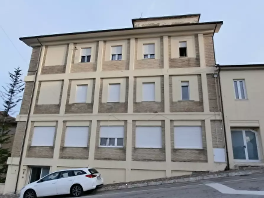 Immagine 2 di Laboratorio in vendita  in Viale Della Repubblica a Massa Fermana