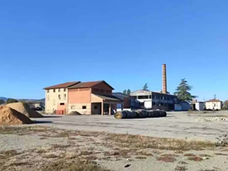 Immagine 1 di Casa indipendente in vendita  in Via Stanislao Campana a Parma