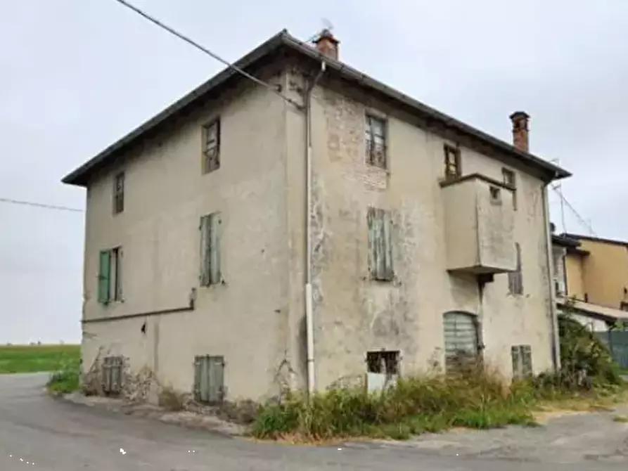 Immagine 3 di Casa indipendente in vendita  in Via Stanislao Campana a Parma