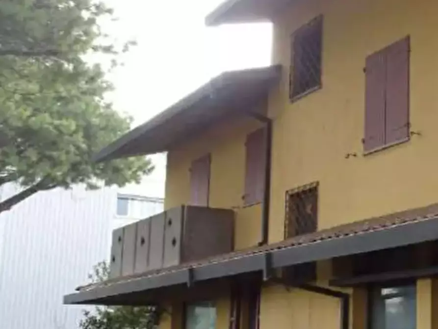 Immagine 13 di Appartamento in vendita  in Via Augusto Murri  a Faenza