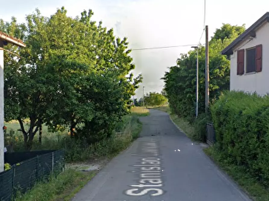 Immagine 9 di Rustico / casale in vendita  in Via Stanislao Campana a Parma