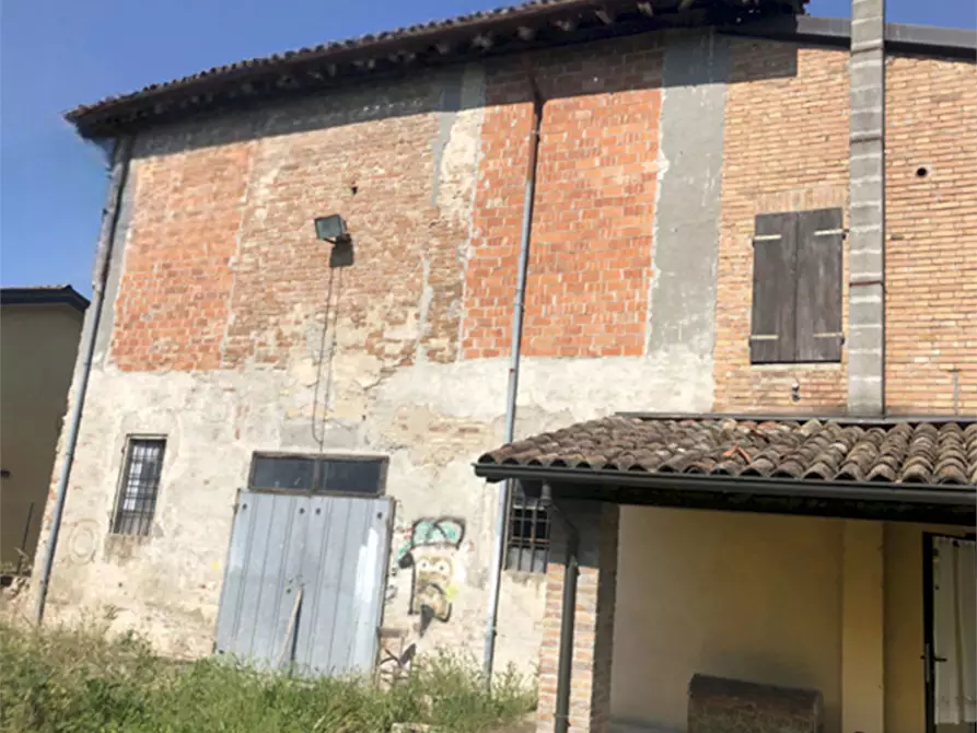 Immagine 2 di Appartamento in vendita  in Strada del Canale a Sorbolo Mezzani