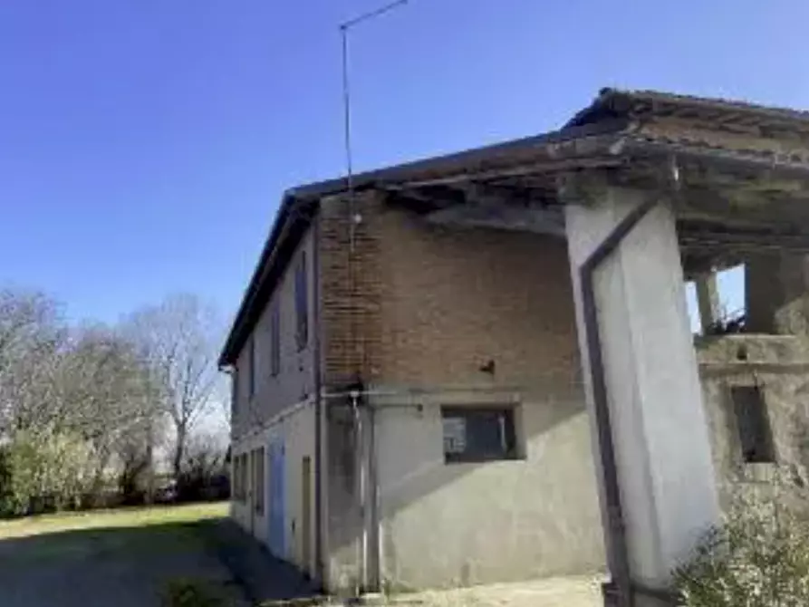 Immagine 4 di Appartamento in vendita  in Strada del Canale a Sorbolo Mezzani