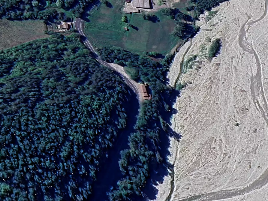 Immagine 10 di Magazzino in vendita  in via Battilocchi a Calestano