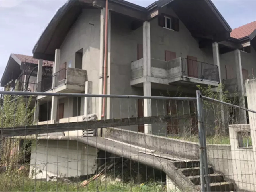 Immagine 11 di Appartamento in vendita  in Via della Costituzione  a Borgo Val Di Taro