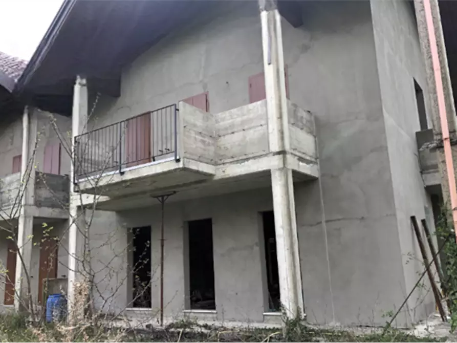 Immagine 12 di Appartamento in vendita  in Via della Costituzione  a Borgo Val Di Taro