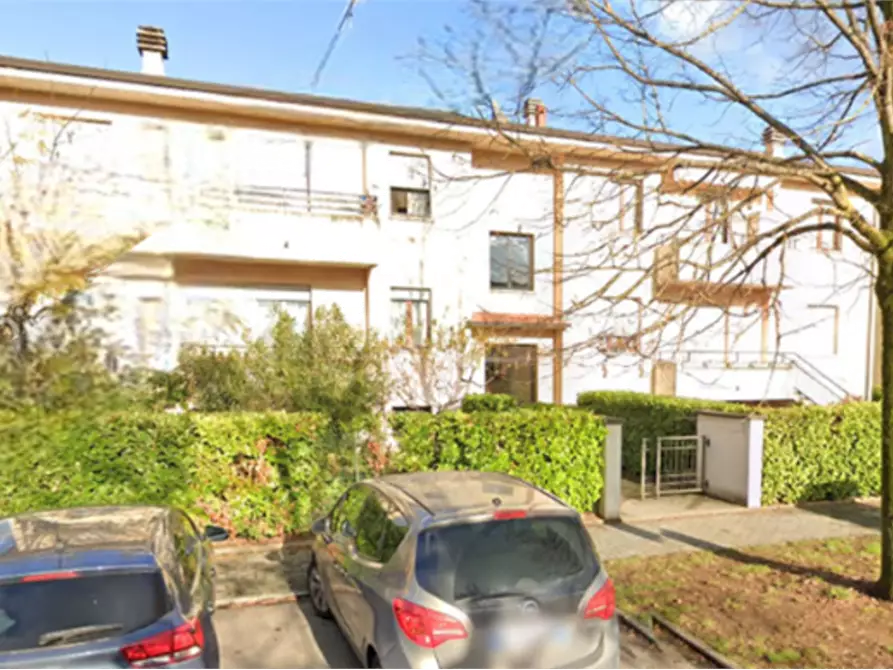 Immagine 1 di Appartamento in vendita  in Via Raffaello a Solignano