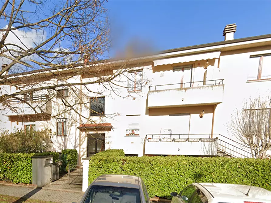 Immagine 3 di Appartamento in vendita  in Via Raffaello a Solignano