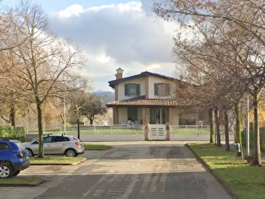 Immagine 11 di Appartamento in vendita  in Via Raffaello a Solignano