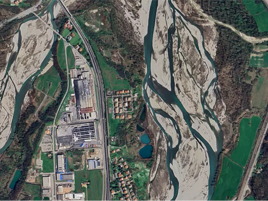 Immagine 15 di Appartamento in vendita  in Via Raffaello a Solignano