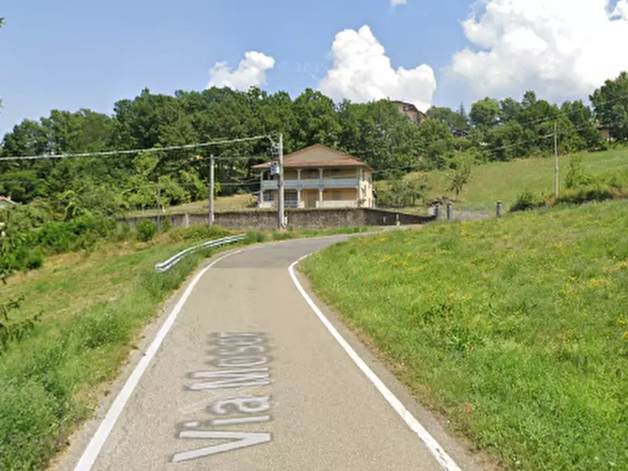 Immagine 15 di Casa indipendente in vendita  in Loc. Poggio di Sotto a Valmozzola