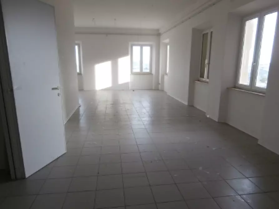 Immagine 4 di Magazzino in vendita  in Viale della Repubblica a Massa Fermana