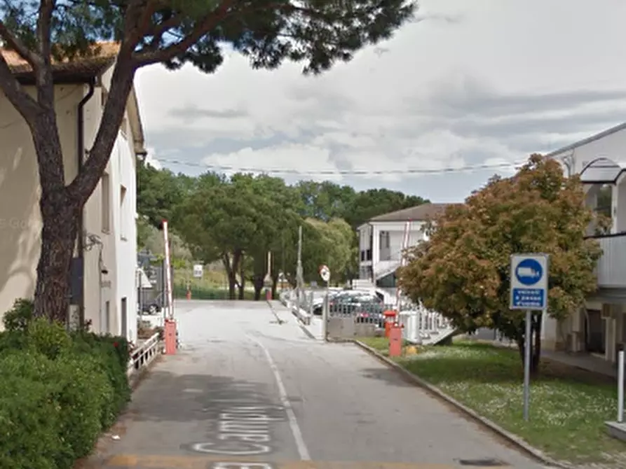 Immagine 6 di Capannone industriale in vendita  in Contrada Campiglione  a Fermo