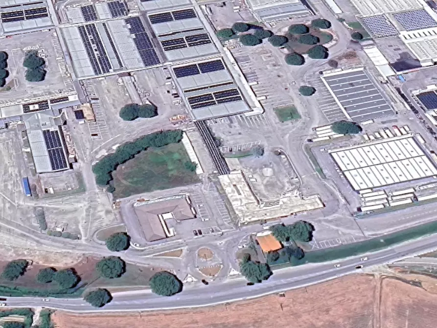 Immagine 8 di Capannone industriale in vendita  in Contrada Campiglione  a Fermo