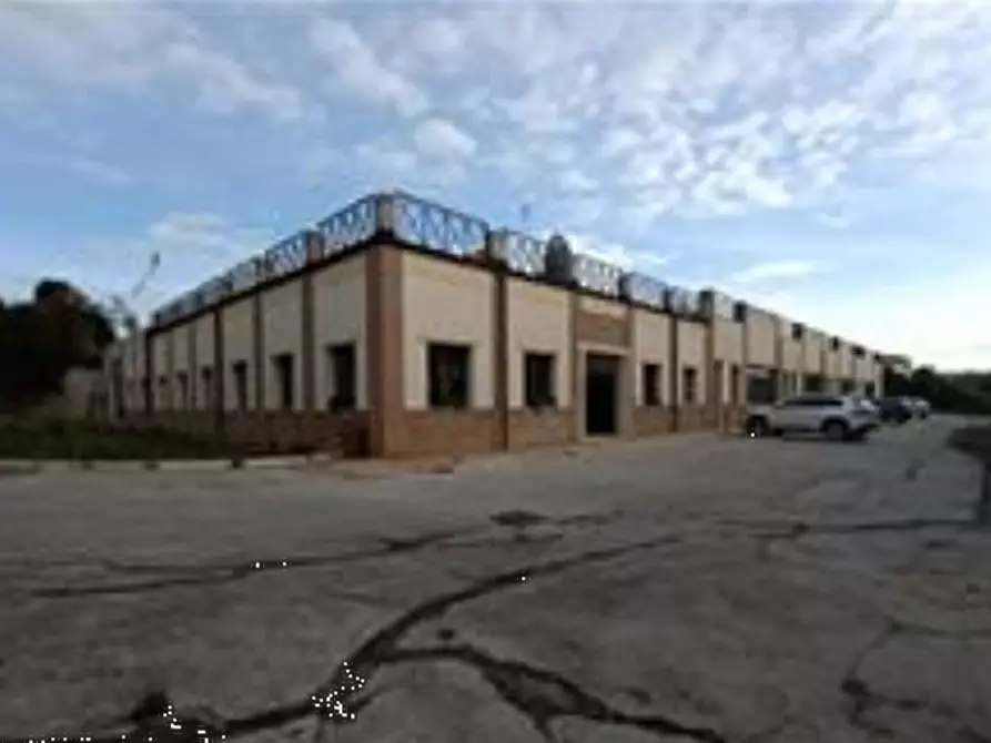 Immagine 1 di Laboratorio in vendita  in Strada Mostrapiedi a Sant'elpidio A Mare