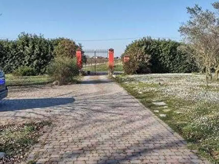 Immagine 10 di Casa bifamiliare in vendita  in via Michelona a Cesena