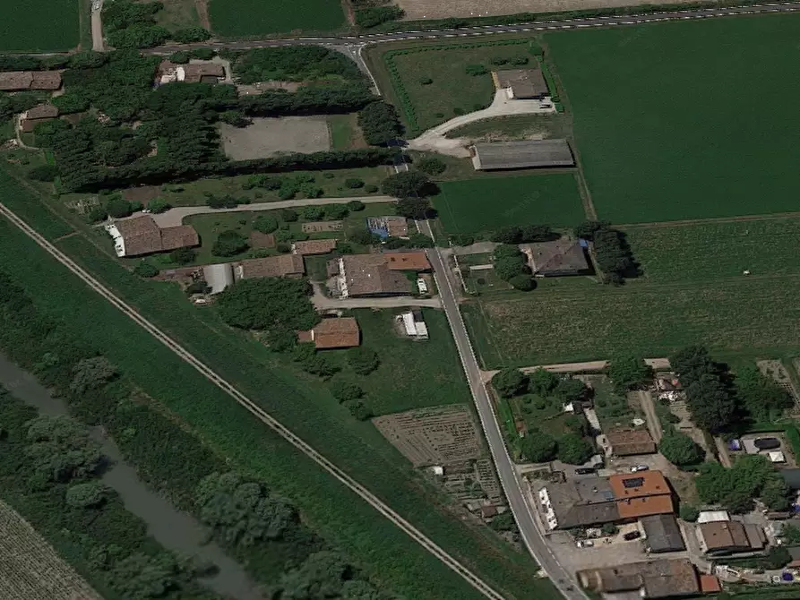 Immagine 12 di Porzione di casa in vendita  in Via Terzi e Livelli a Concordia Sulla Secchia