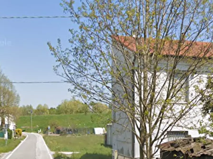 Immagine 20 di Porzione di casa in vendita  in Via Terzi e Livelli a Concordia Sulla Secchia