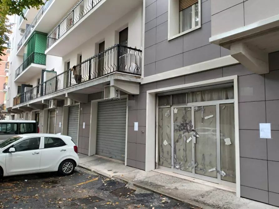 Immagine 1 di Laboratorio in vendita  in Via Arenzano a Modena