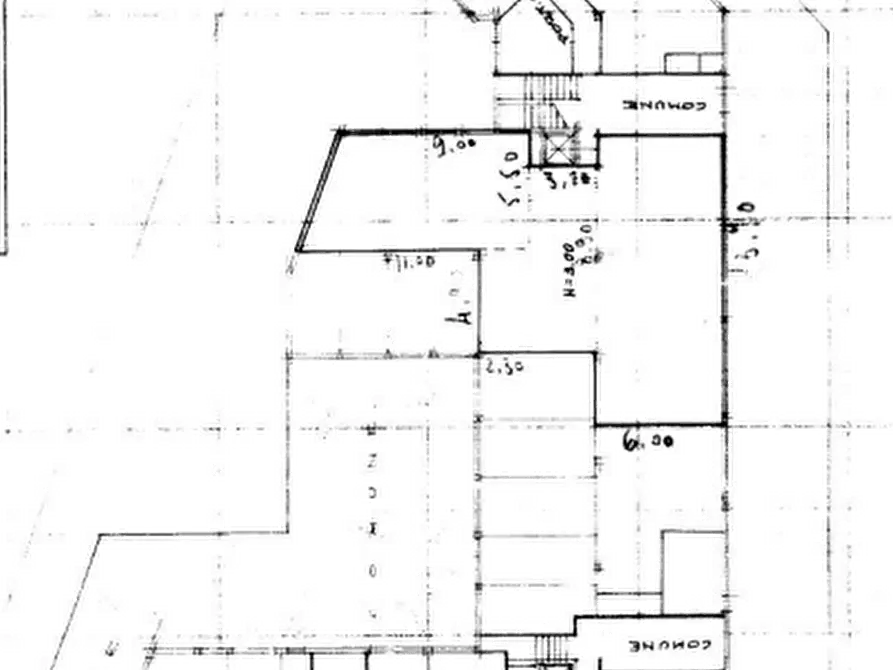 Immagine 9 di Laboratorio in vendita  in Via Arenzano a Modena