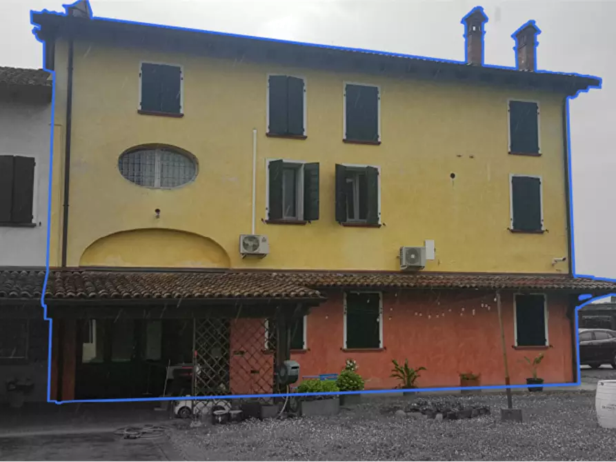 Immagine 2 di Villa in vendita  in Via Franchini a Bomporto