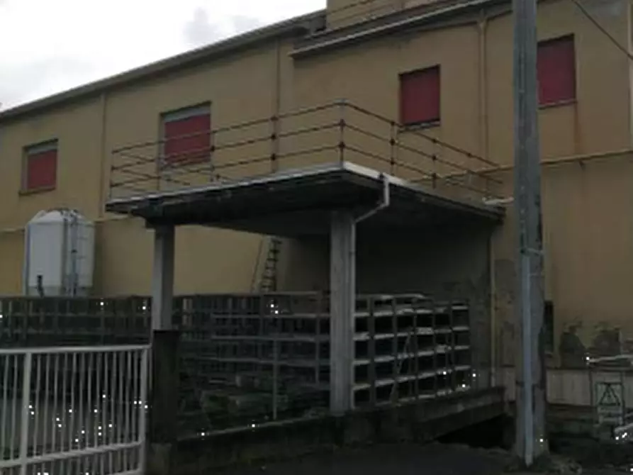 Immagine 2 di Capannone industriale in vendita  in Via Doccia a Vignola