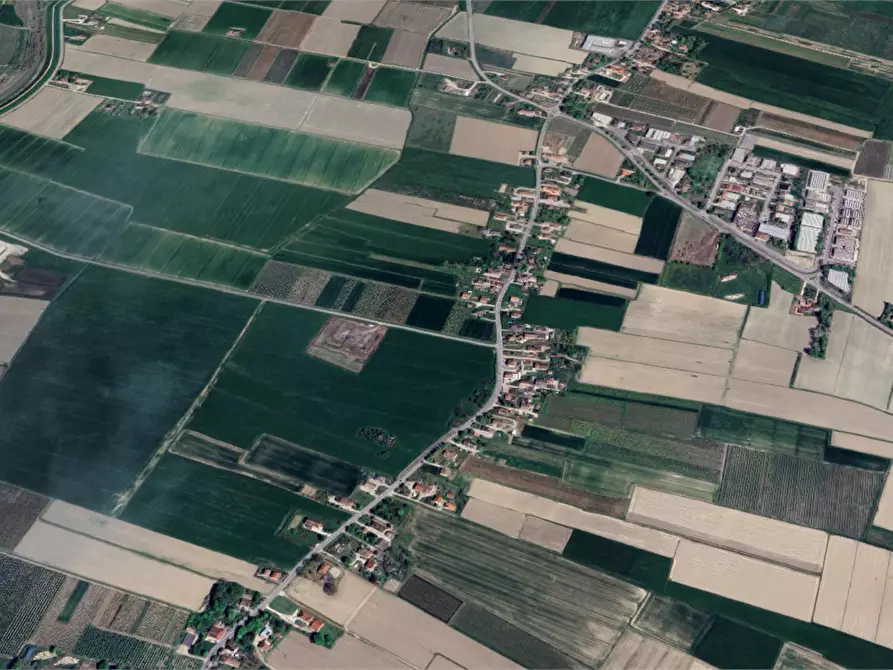 Immagine 12 di Rustico / casale in vendita  in Via G. Matteotti a San Possidonio