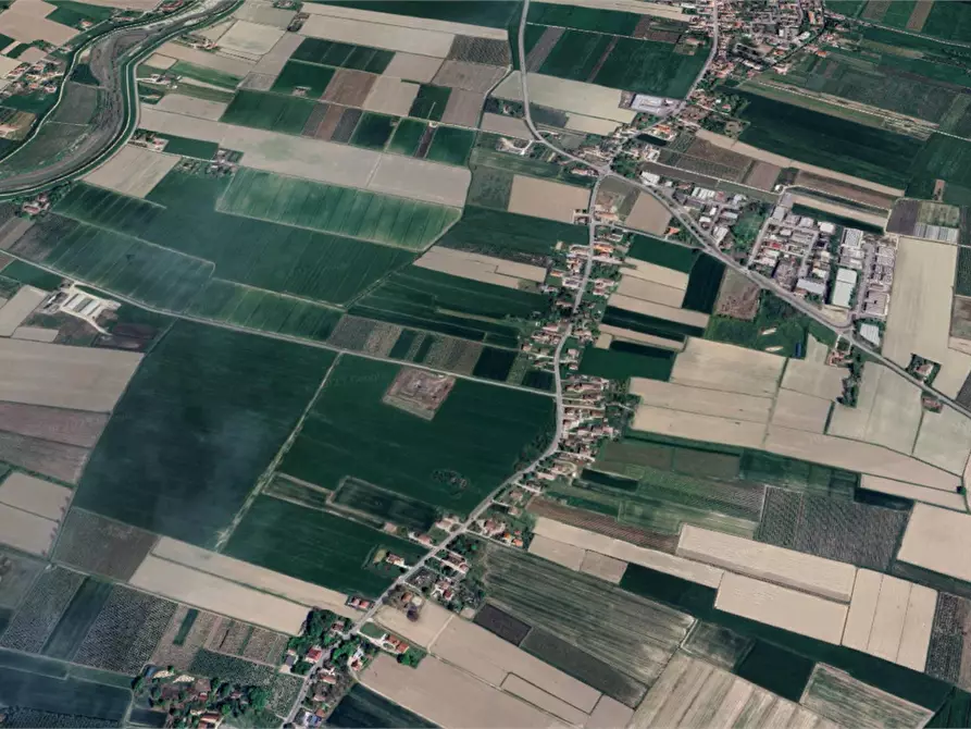 Immagine 13 di Rustico / casale in vendita  in Via G. Matteotti a San Possidonio