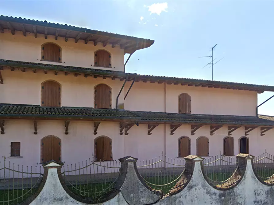 Immagine 12 di Casa indipendente in vendita  in Strada Frati a Mede