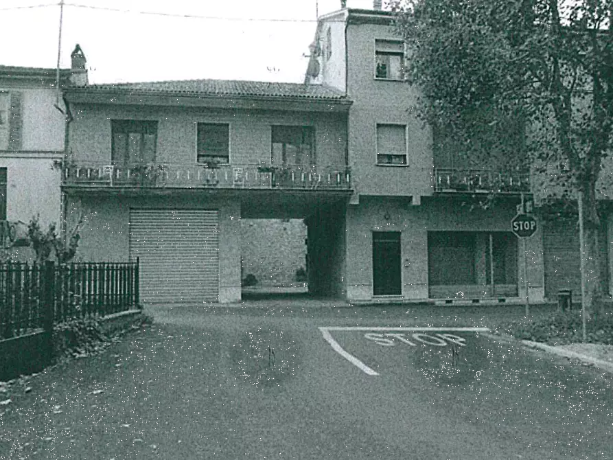 Immagine 6 di Casa indipendente in vendita  in Via Marconi  a Borgo Priolo