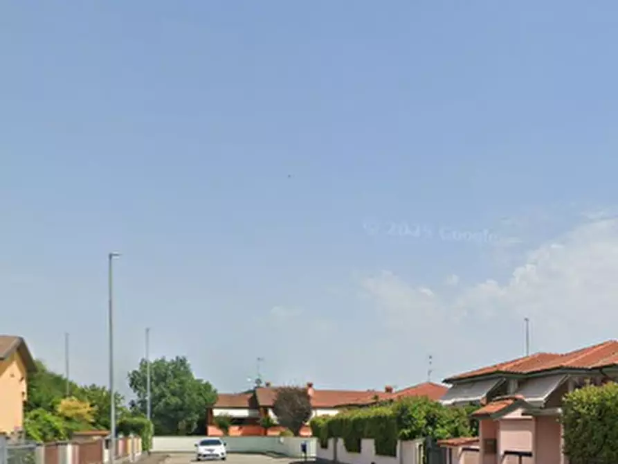 Immagine 19 di Villa in vendita  in Via Primo Ernesto Laudi a Sommo