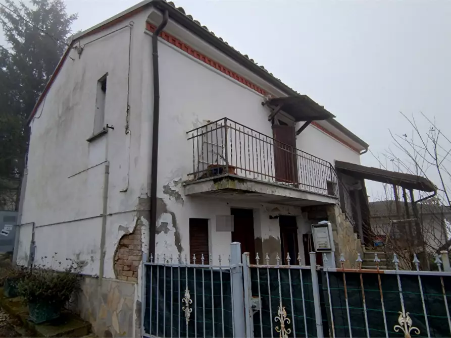 Immagine 8 di Villa in vendita  in Frazione Rossone a Zavattarello