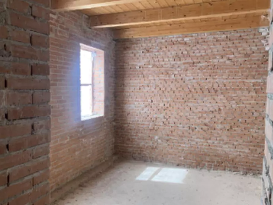 Immagine 3 di Stabile in vendita  in Via Andrea Costa a Finale Emilia