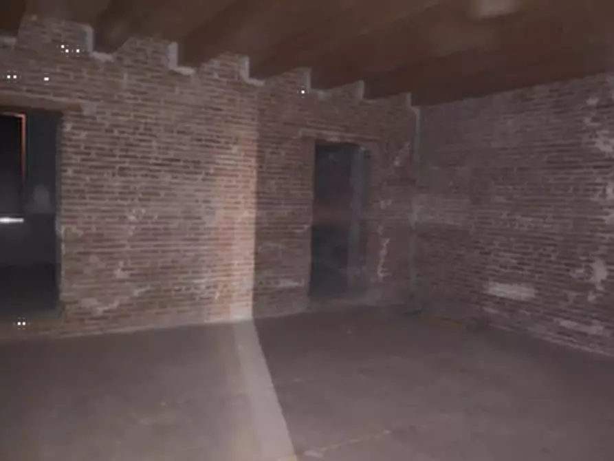 Immagine 4 di Stabile in vendita  in Via Andrea Costa a Finale Emilia