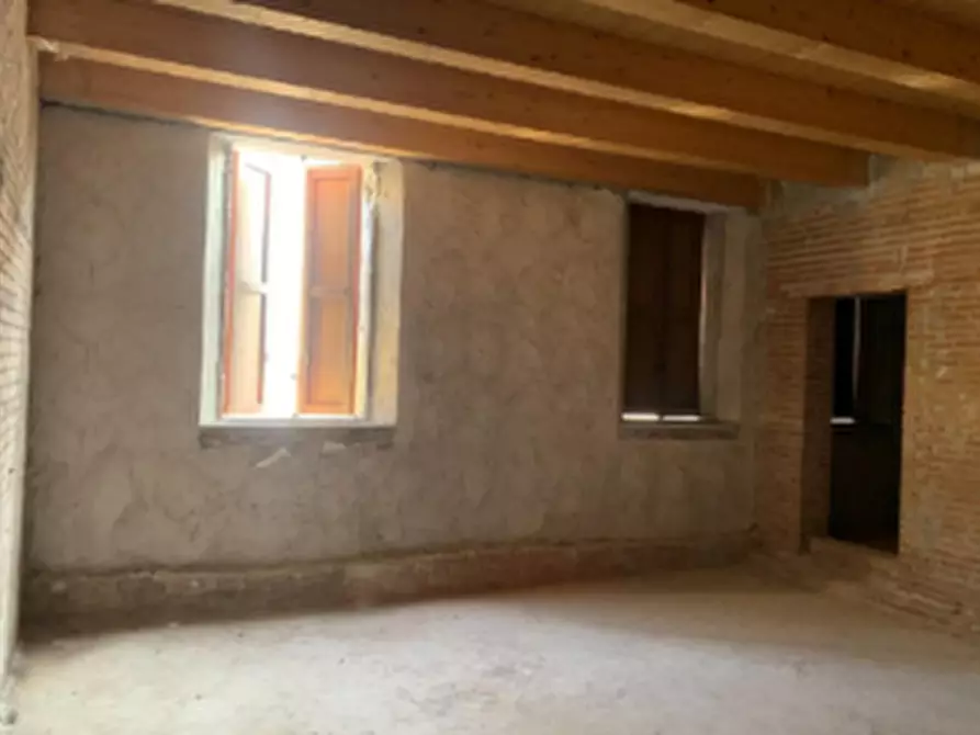 Immagine 7 di Stabile in vendita  in Via Andrea Costa a Finale Emilia