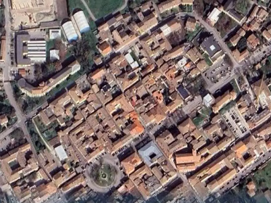 Immagine 10 di Stabile in vendita  in Via Andrea Costa a Finale Emilia